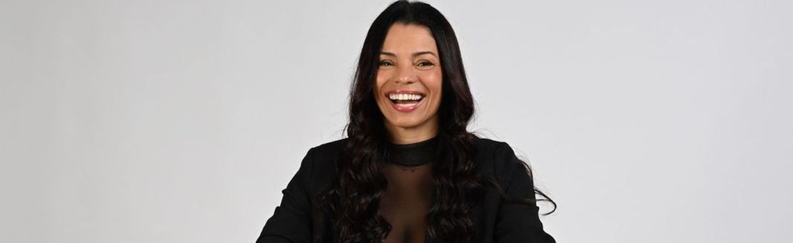 Adriana Linares | Terapeutas