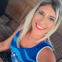 Larissa Lari | Terapeutas