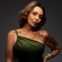 Mia Menezes | Terapeutas
