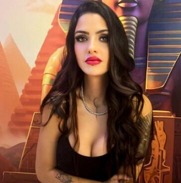 Camila Hórus II | Terapeutas