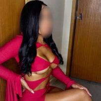 Laís Veena | Massagistas