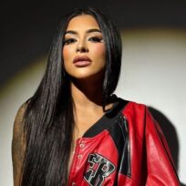 Camila Queiroz | Terapeutas