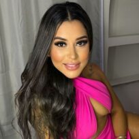 Camila Queiroz | Terapeutas