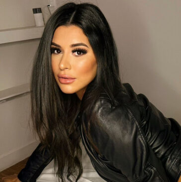 Camila Queiroz | Terapeutas