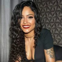 Karen Shiva | Terapeutas