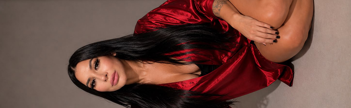 Camila Queiroz | Terapeutas