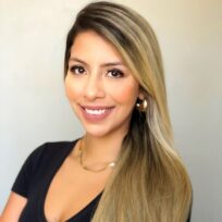 Adriana Life | Terapeutas