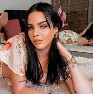 Adara Prisma | Terapeutas