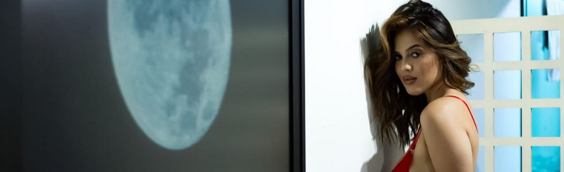 Carol Veena | Massagistas