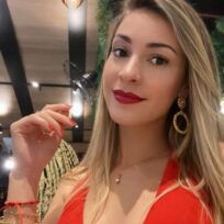 Clara Diamond | Terapeutas