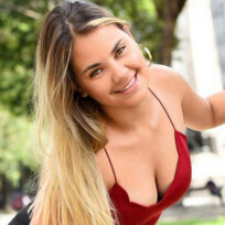Rebeca Mithra | Terapeutas