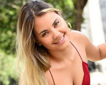 Rebeca Mithra | Terapeutas