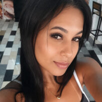 Emilly Lokal | Terapeutas