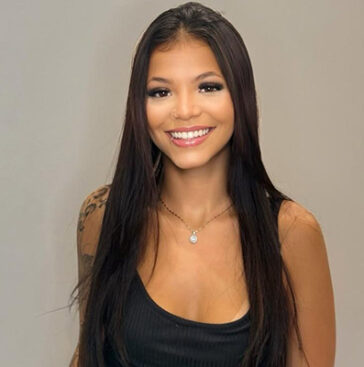 Larissa Lumière | Terapeutas