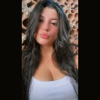 Larissa Lokal | Terapeutas