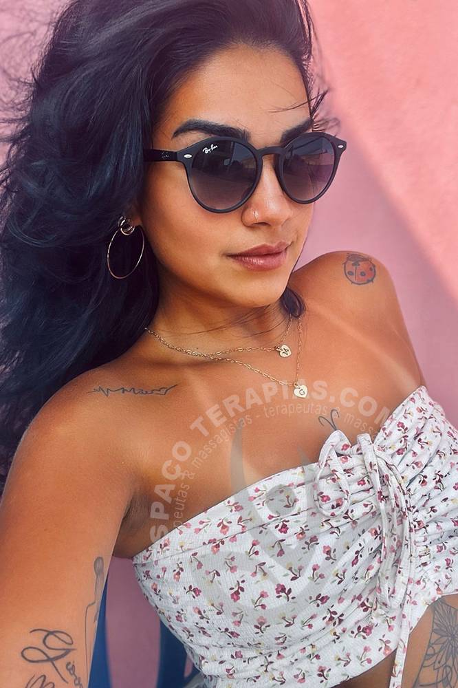 Monique Menezes | Terapeutas