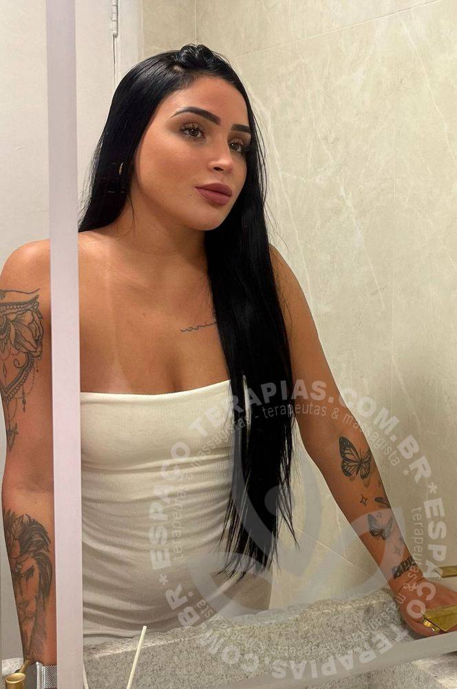 Laura Mística | Terapeutas