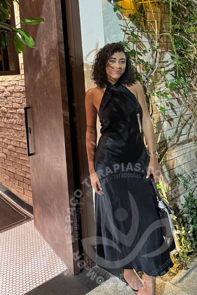 Raquel Nur | Terapeutas