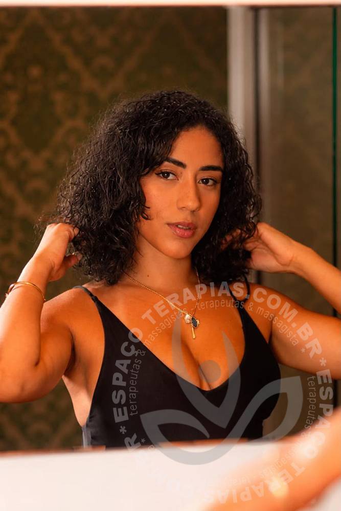 Raquel Nur | Terapeutas