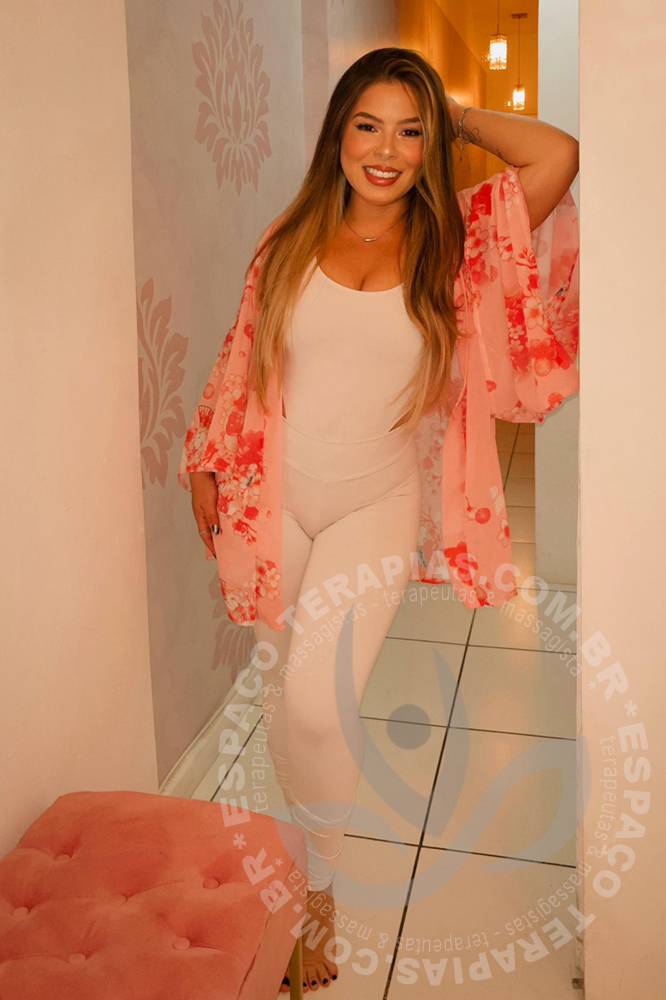 Keila Sakura | Terapeutas