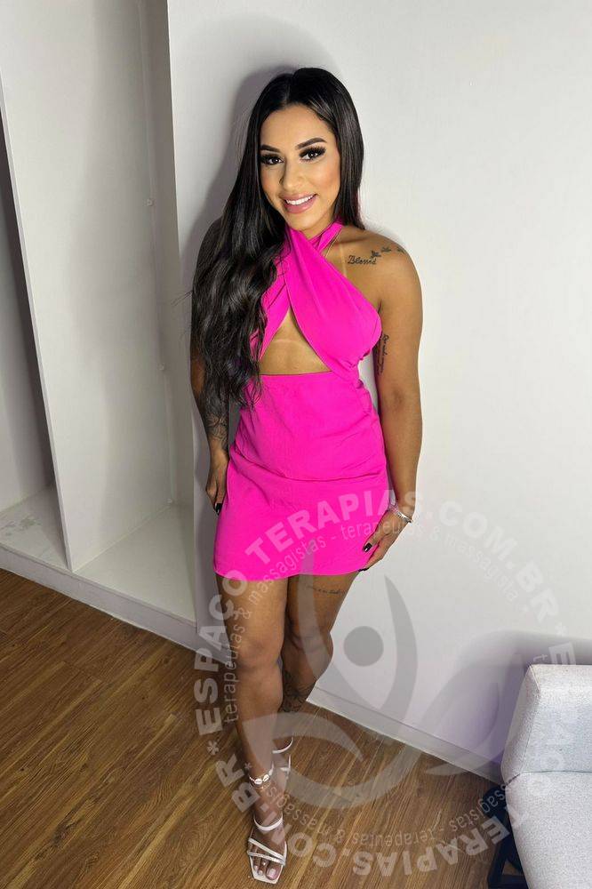 Camila Queiroz | Terapeutas