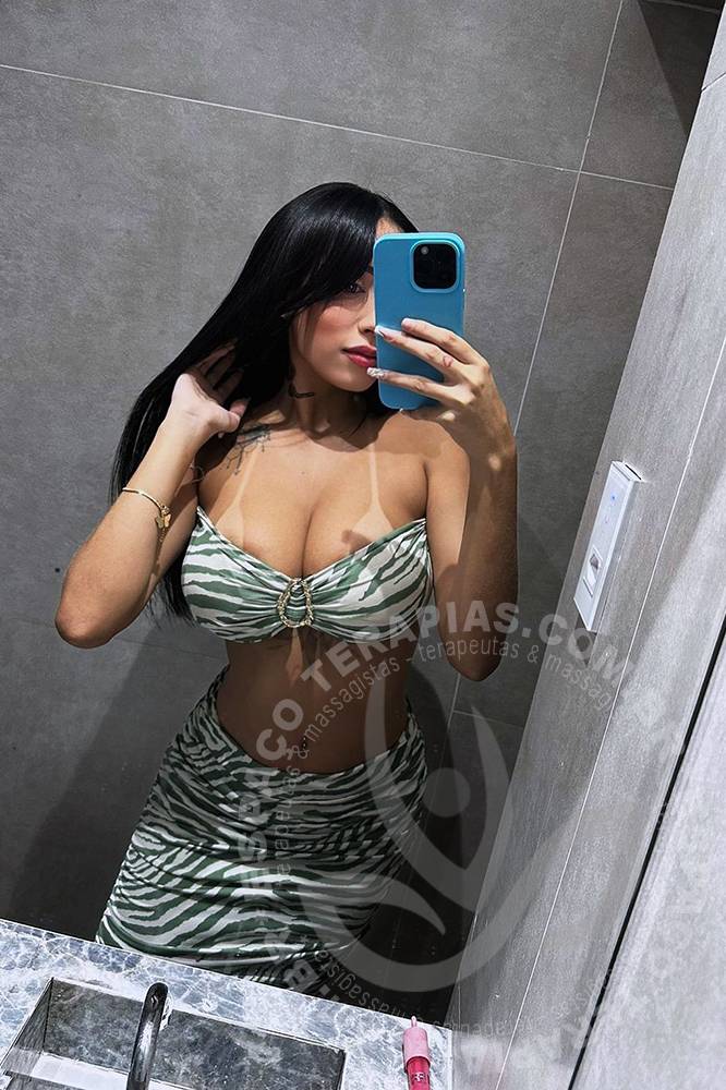 Agatha Diamond | Terapeutas