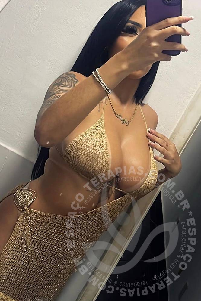 Agatha Diamond | Terapeutas