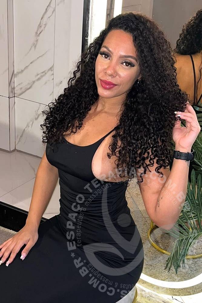 Karina Diamond | Terapeutas