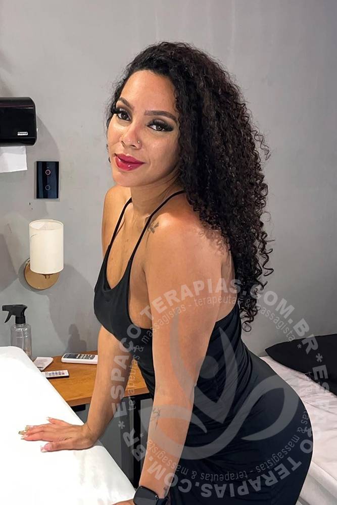 Karina Diamond | Terapeutas