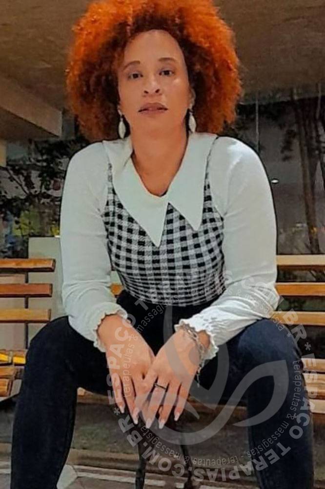 Maia Pernabucana | Terapeutas