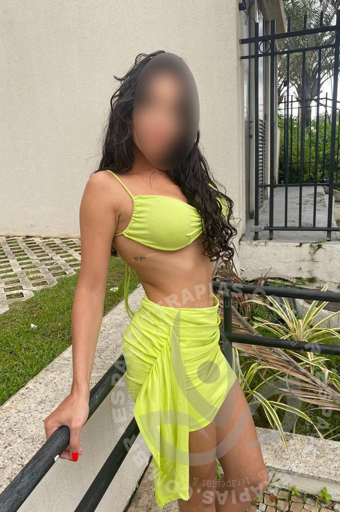 Gabi Veena | Massagistas