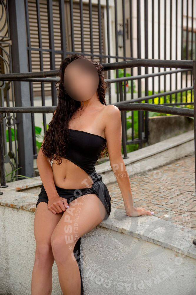 Gabi Veena | Massagistas
