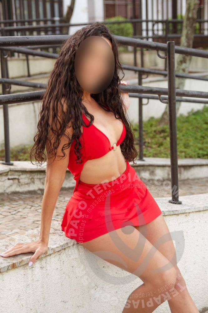 Gabi Veena | Massagistas