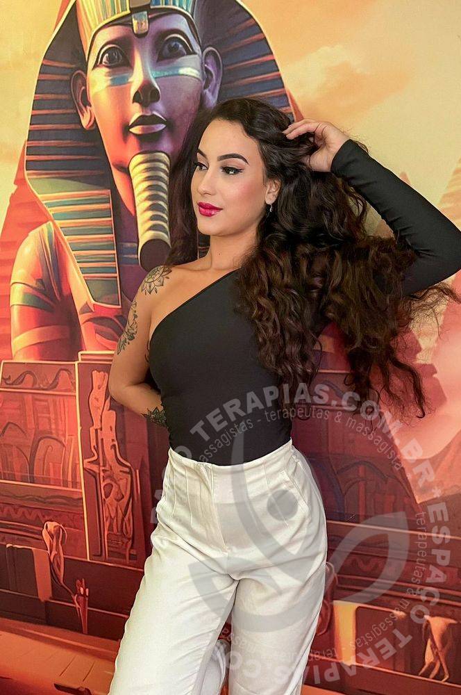 Nanda Hórus II | Terapeutas