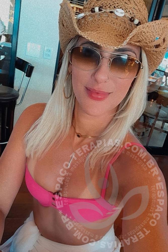 Larissa Lari | Terapeutas