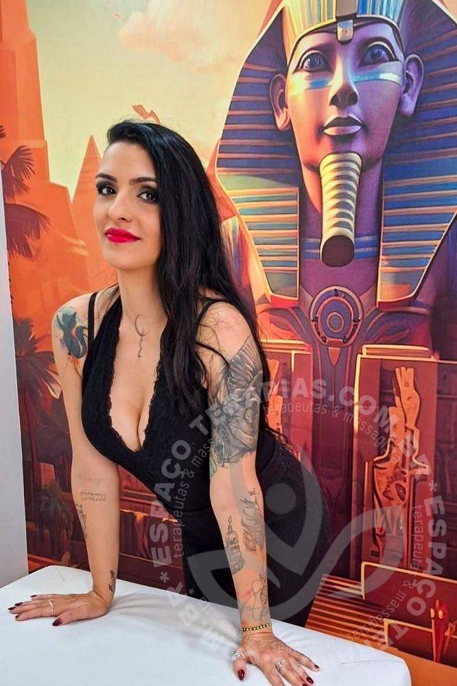 Camila Hórus II | Terapeutas