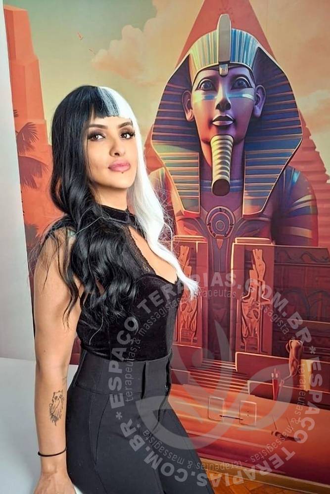 Camila Hórus II | Terapeutas