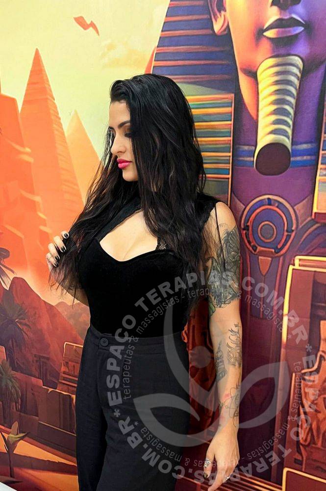 Camila Hórus II | Terapeutas