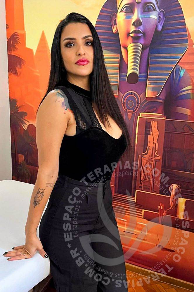 Camila Hórus II | Terapeutas