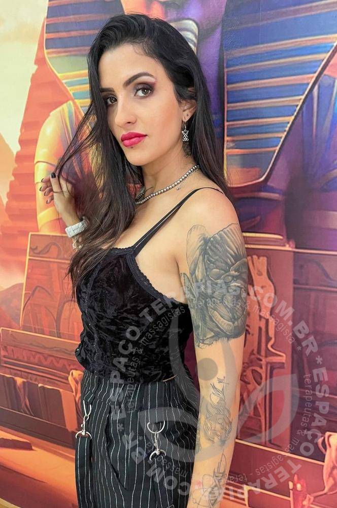 Camila Hórus II | Terapeutas