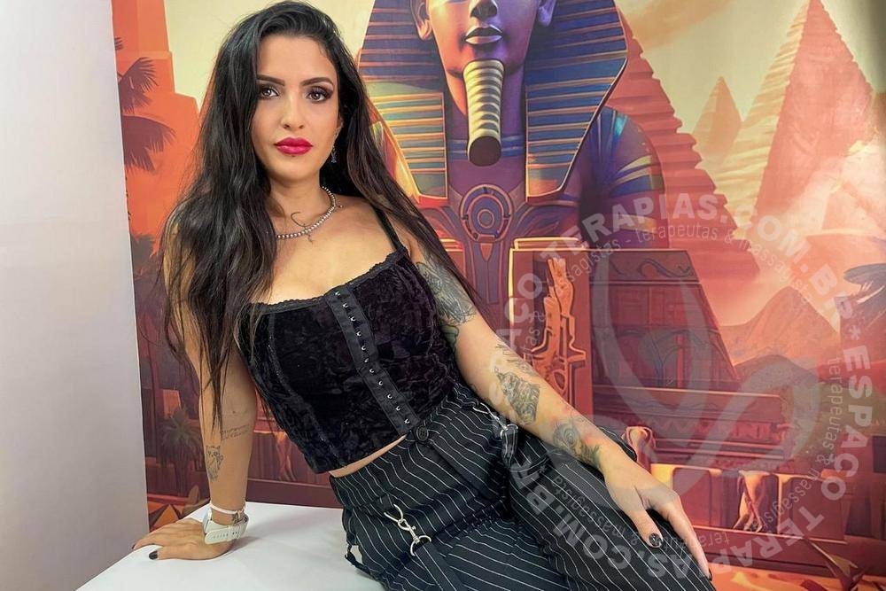 Camila Hórus II | Terapeutas