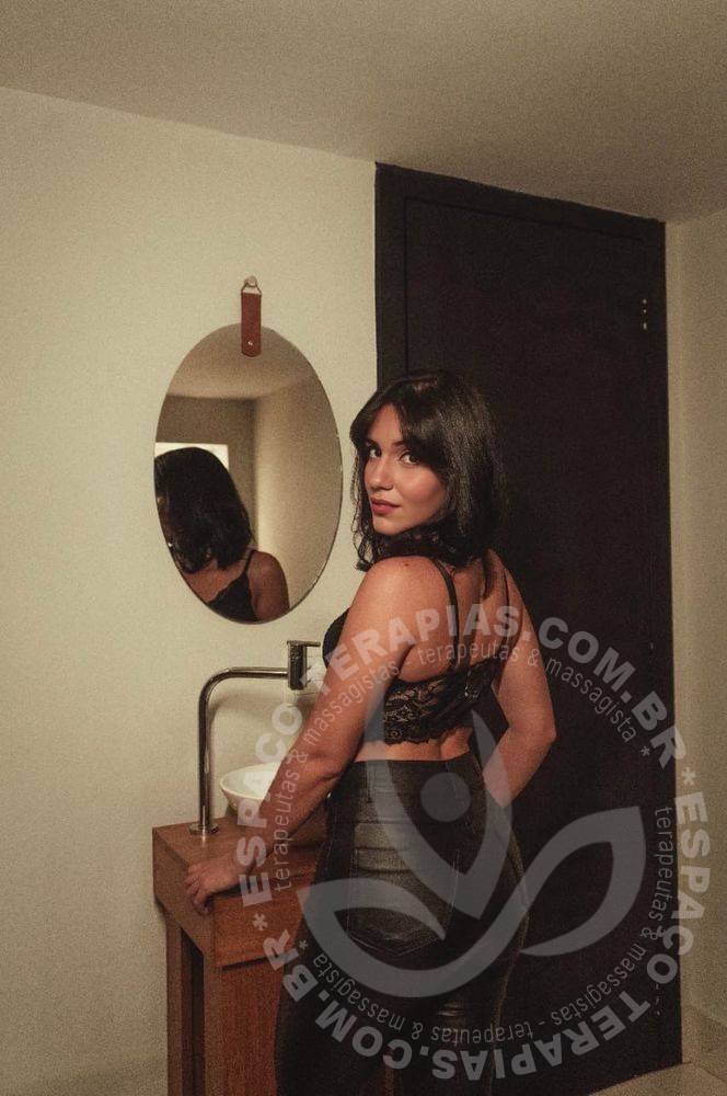 Julia Corpus Spa | Terapeutas Julia Corpus Spa | Terapeutas