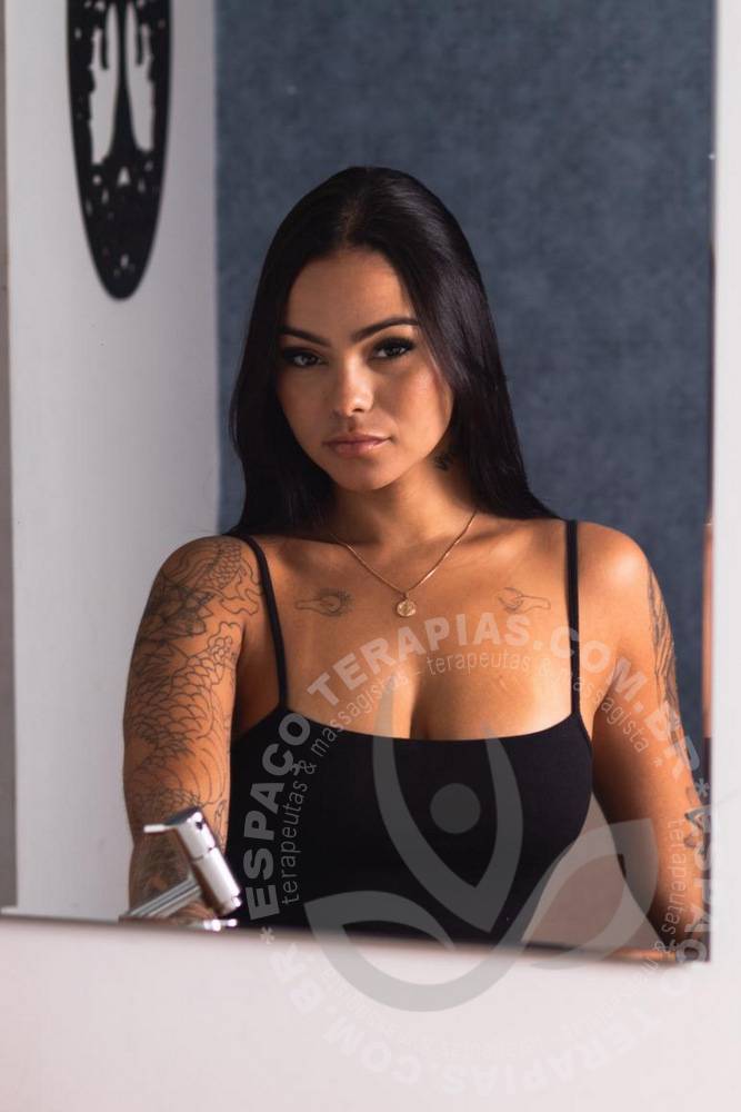 Hannah RJ | Terapeutas Hannah RJ | Terapeutas