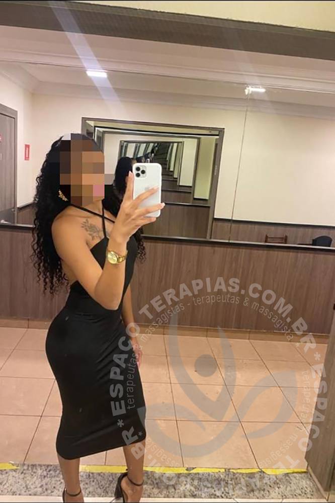 Rafaela Alcântara | Massagistas