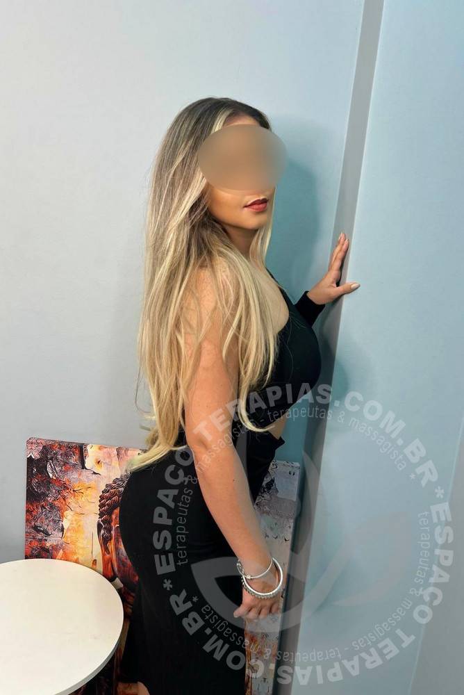 Carla Mandala | Massagistas