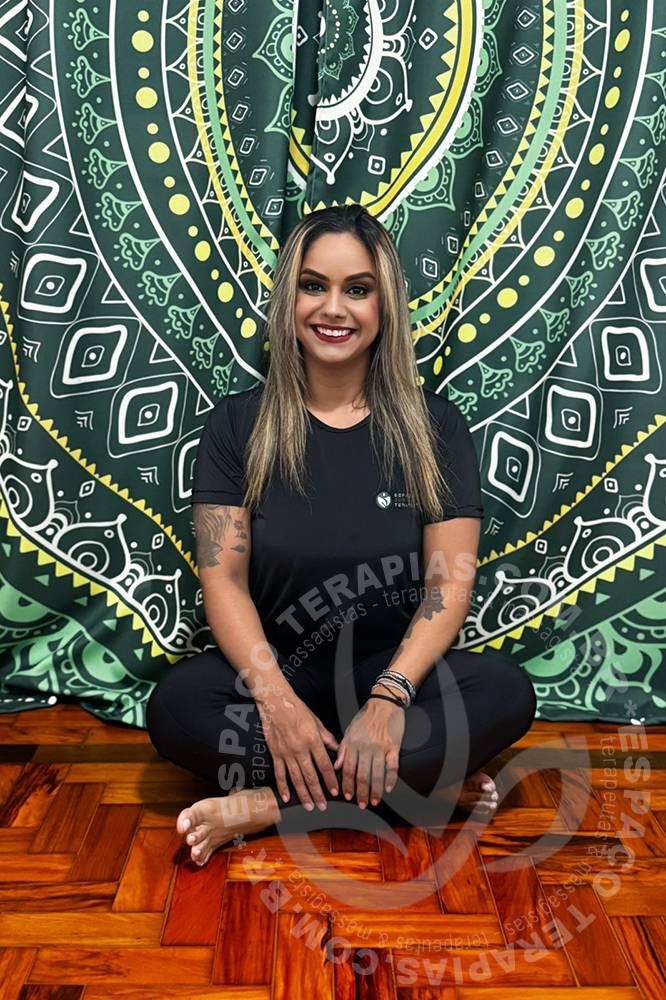 Laryssa Loti | Terapeutas