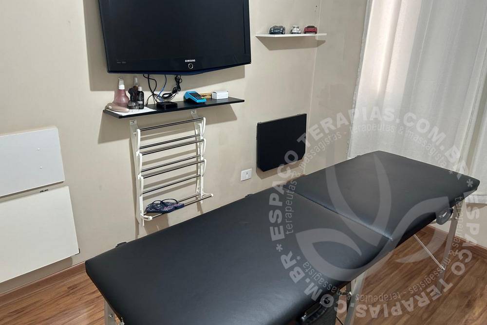 Cherlie’s Massagem Tântrica | Terapeutas