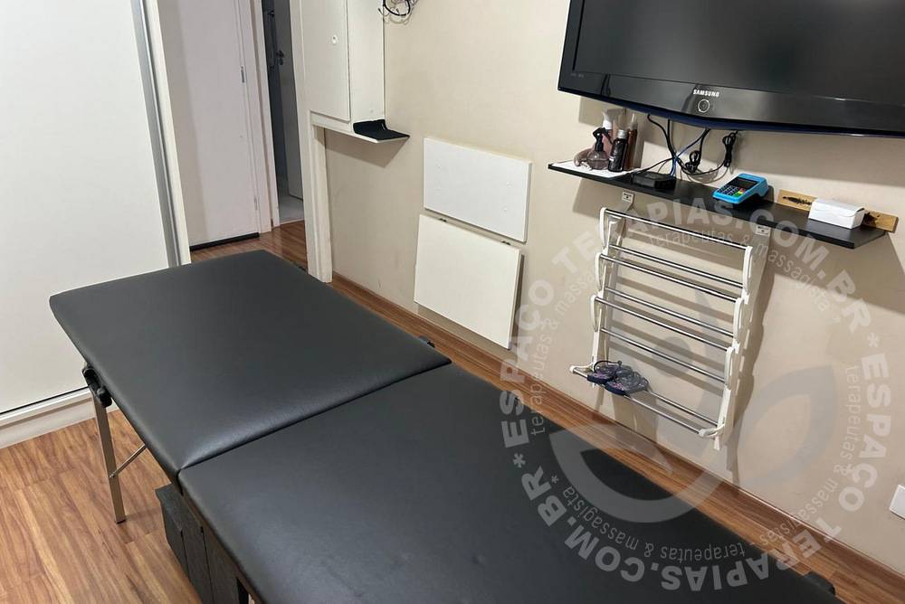 Cherlie’s Massagem Tântrica | Terapeutas