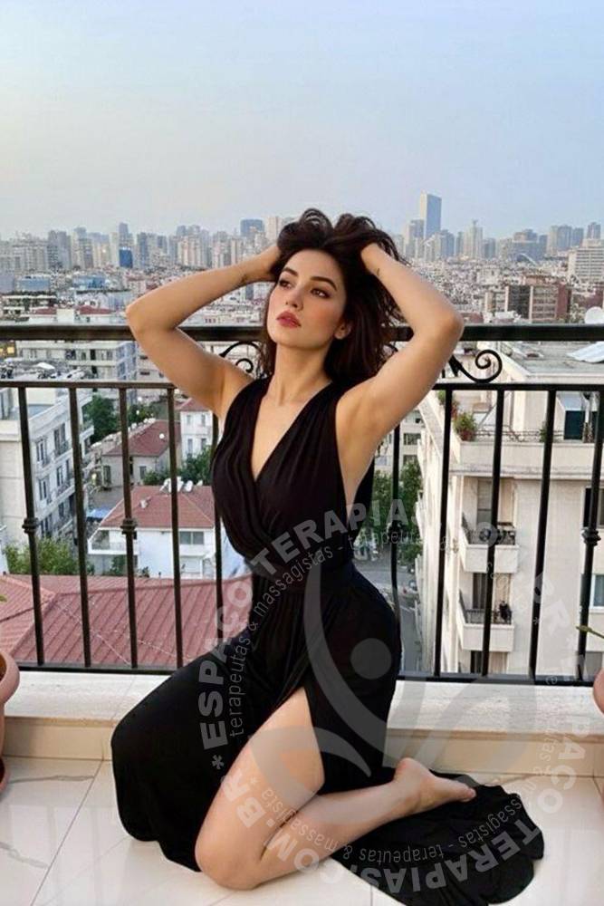 Nina Eros | Terapeutas