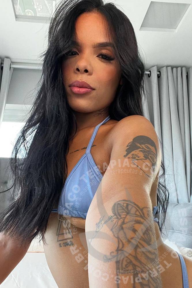 Sabrina Araújo | Massagistas